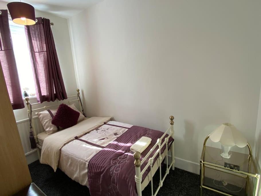 Grace'S Home Rotherham Bagian luar foto