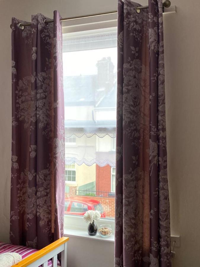 Grace'S Home Rotherham Bagian luar foto