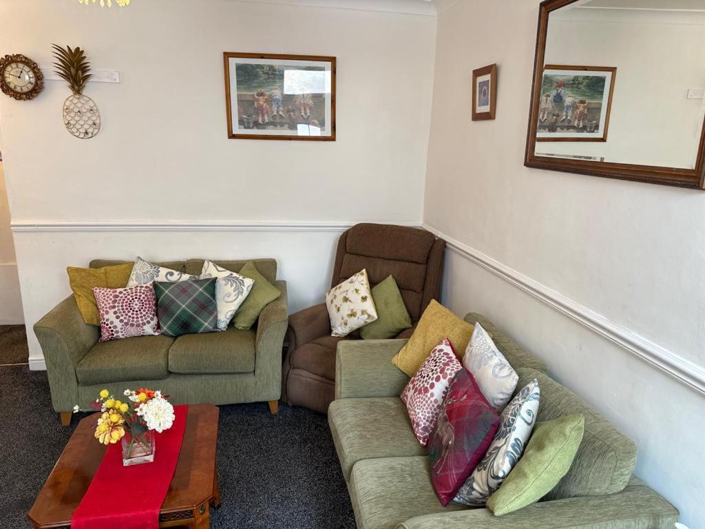 Grace'S Home Rotherham Bagian luar foto